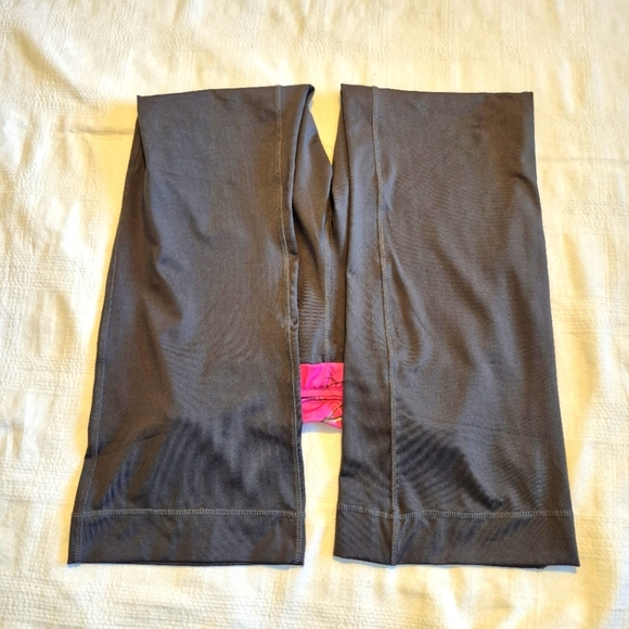 Realtree women's size Small black pull on athletic pants Realtree waist band - Picture 3 of 6